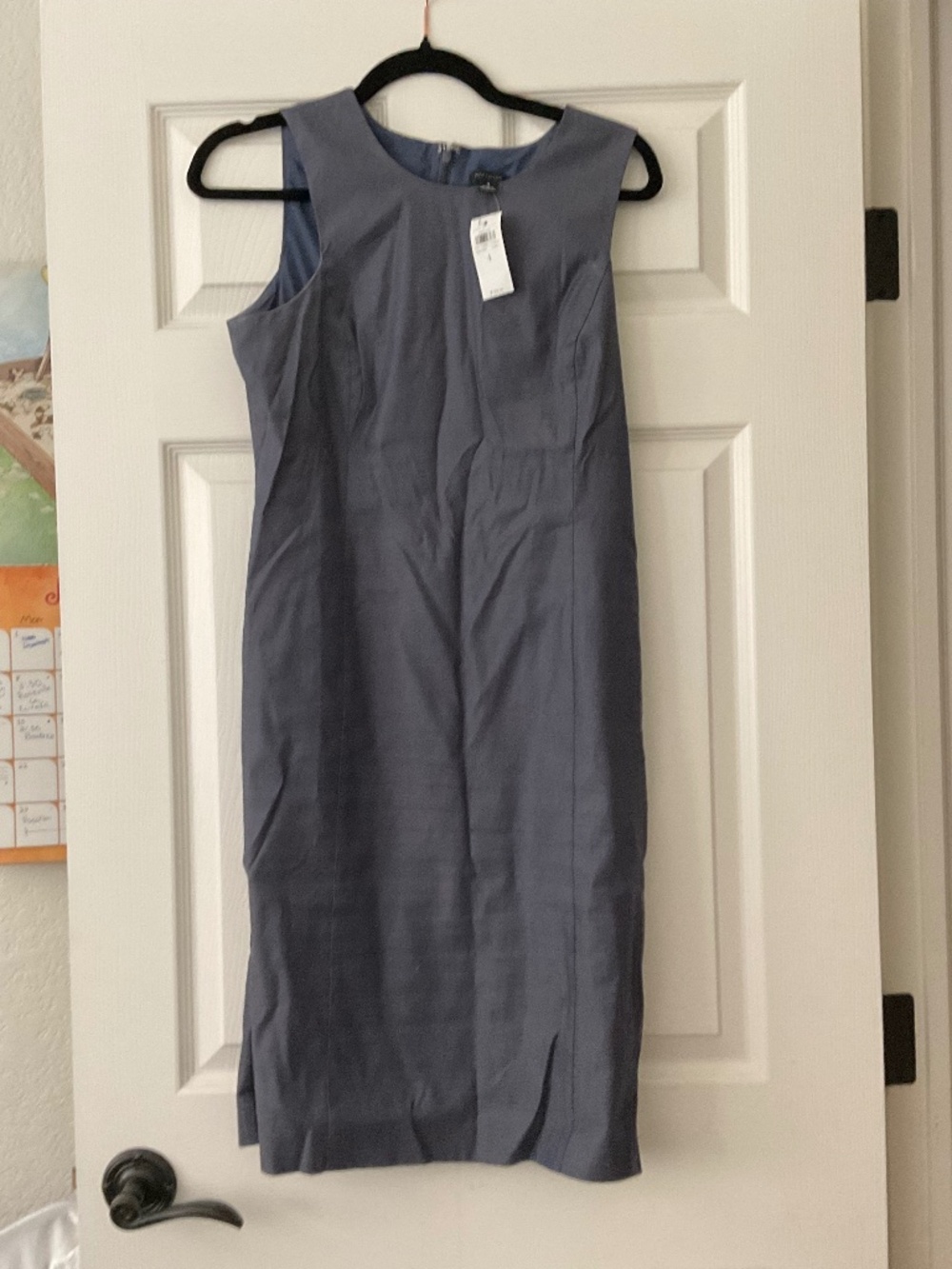 Ann Taylor Dress size 4 retails 159